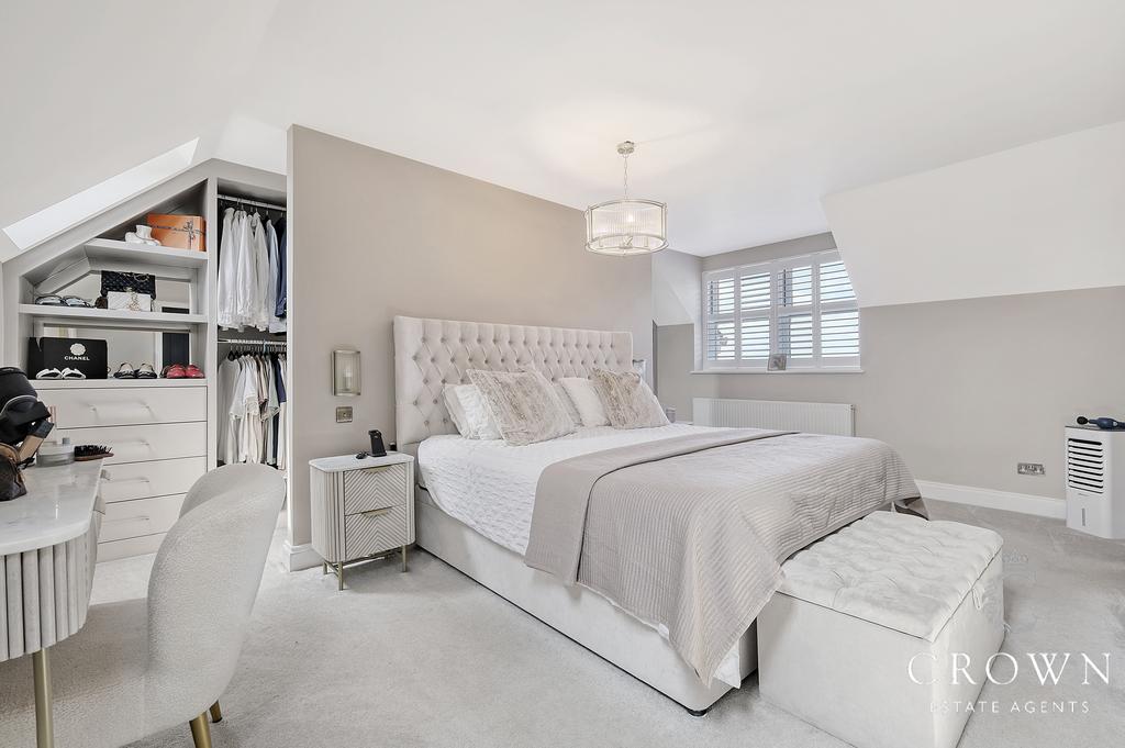 Master Bedroom With Dressing Area
