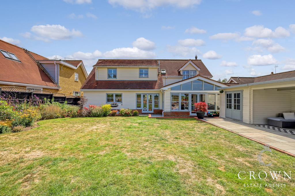 Property to the rear aspect
