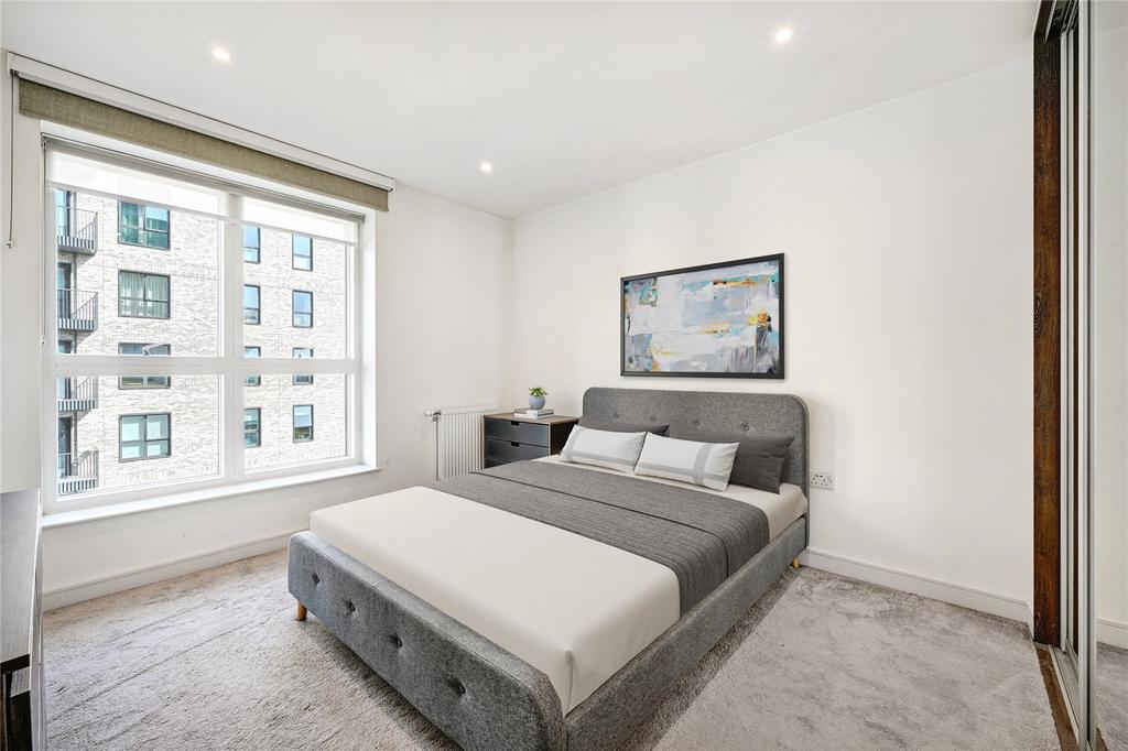 Apartment in Southall - View 5