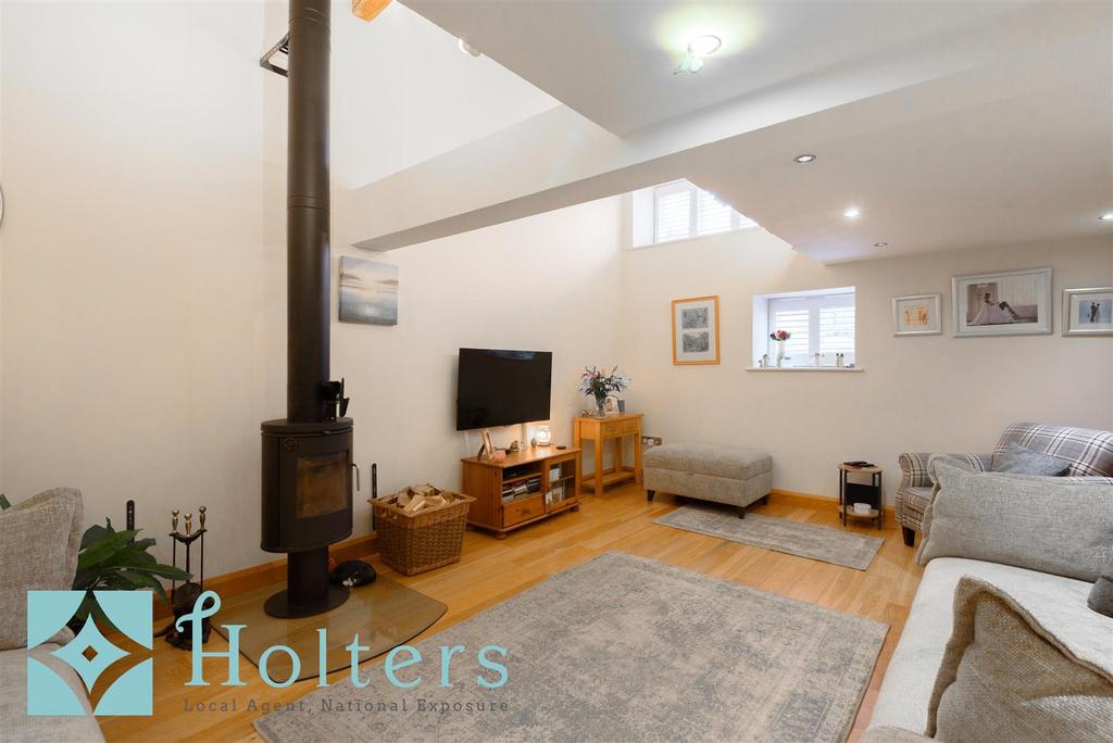 3 Luston Court Barns, Luston-04.jpg