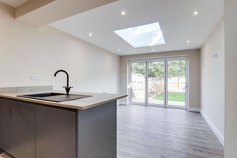 undefined, Stratford Close, Colwick NG4