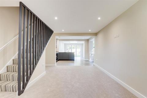 2 bedroom end of terrace house for sale, Stratford Close, Nottingham NG4
