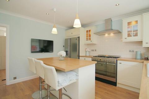 undefined, Aston View, Leeds
