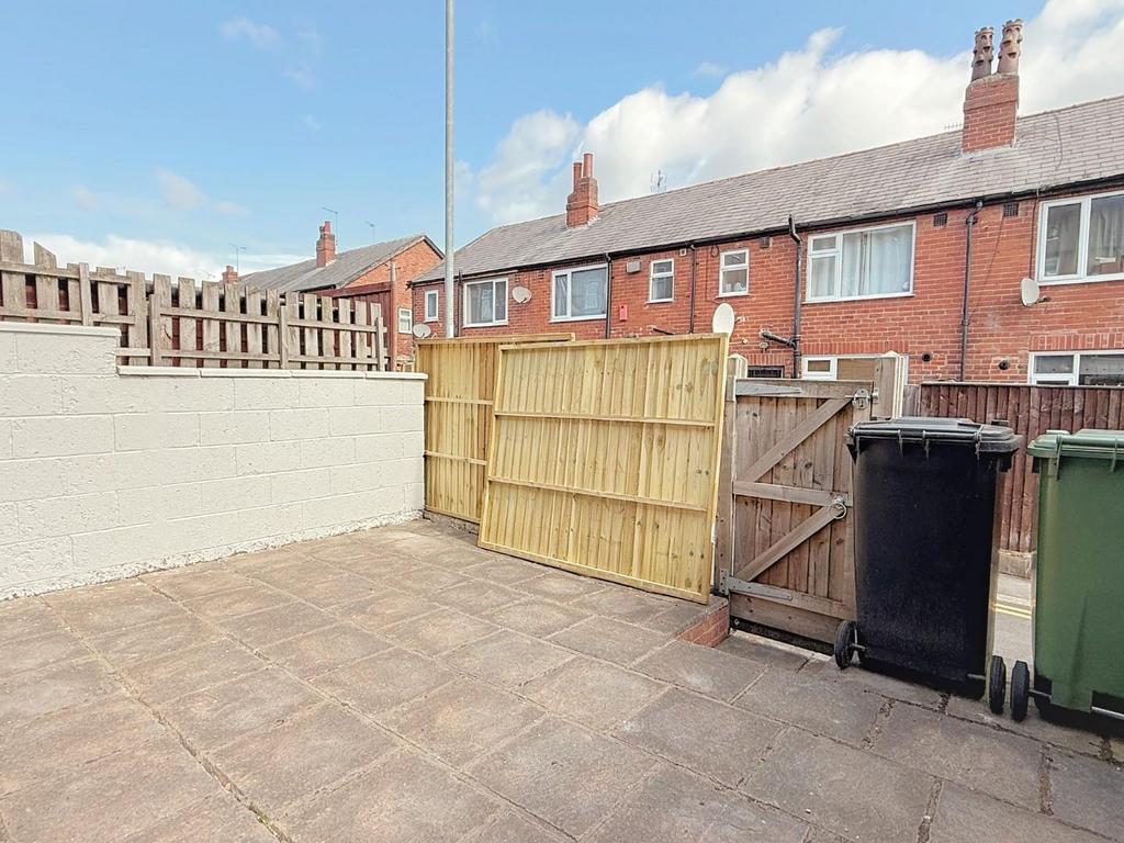 Rear courtyard