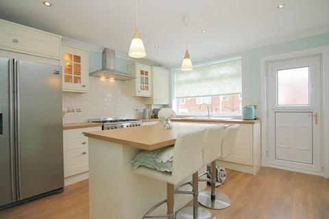 undefined, Aston View, Leeds