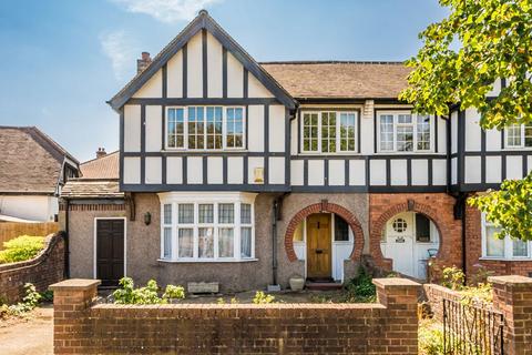 Great West Road, Isleworth TW7