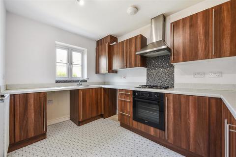 36 Blinker Way, Andover, SP11 6TE