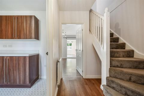 36 Blinker Way, Andover, SP11 6TE