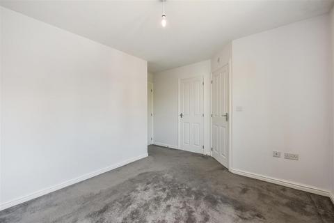 36 Blinker Way, Andover, SP11 6TE