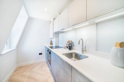 1 bedroom flat for sale, Franciscan Road, London SW17