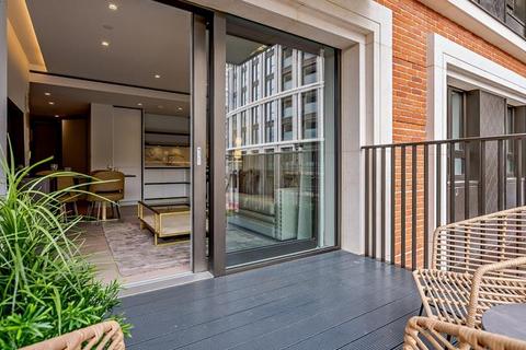 1 bedroom property to rent, London