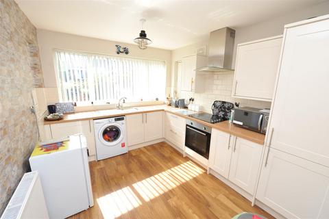 24 Simpson Grove, Bradford, BD10 9SD