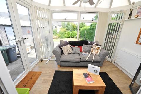 24 Simpson Grove, Bradford, BD10 9SD