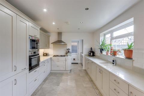 4 bedroom detached house for sale, Oakfield Drive, Sandiacre NG10