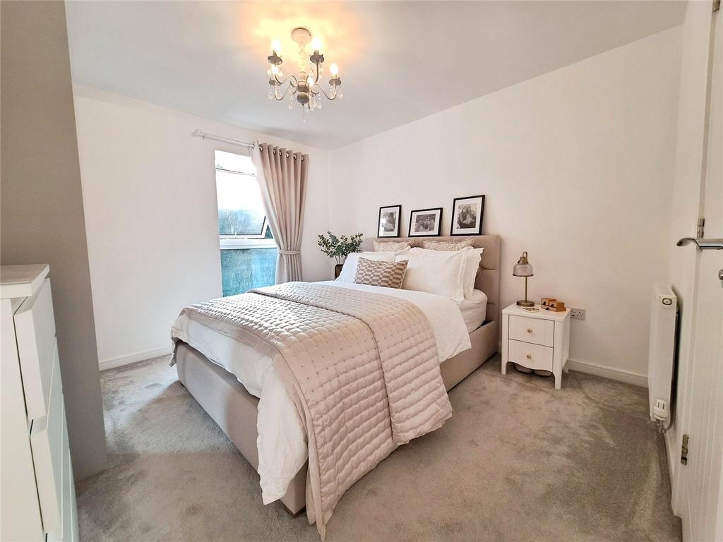 Main Bedroom