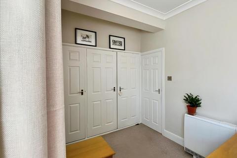 Flat 4, 21 Anchorage Road, Sutton Coldfield, B74 2PJ