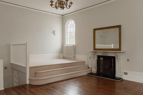 undefined, Wray Park Road, Reigate