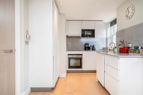 2 bedroom flat for sale, Hanbury Street, London E1