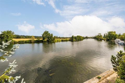 undefined, Temple Mill Island, Marlow SL7