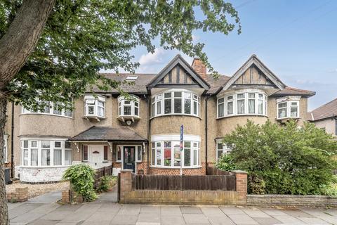 5 bedroom terraced house for sale, Victoria Road, Ruislip, Middlesex