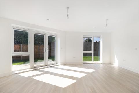 undefined, Thomas More Close, Loughton IG10