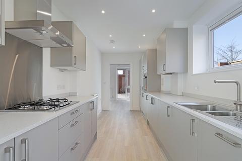 undefined, Thomas More Close, Loughton IG10