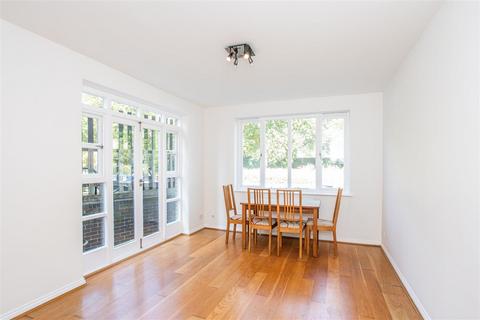 2 bedroom flat for sale, Empire Wharf, Victoria Park, E3