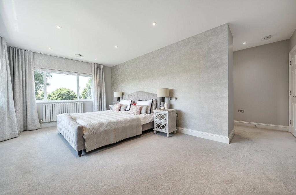 Principal Bedroom