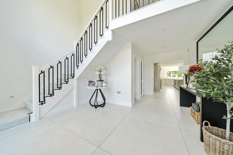 undefined, Claremont Gardens, Tunbridge Wells, Kent, TN2