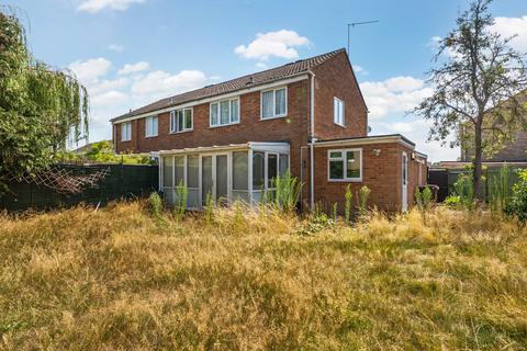 3 bedroom semi-detached house for sale, Whaley Road, Wokingham, Berkshire