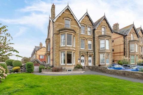 undefined, Clifton Drive North, Lytham St Anne's FY8