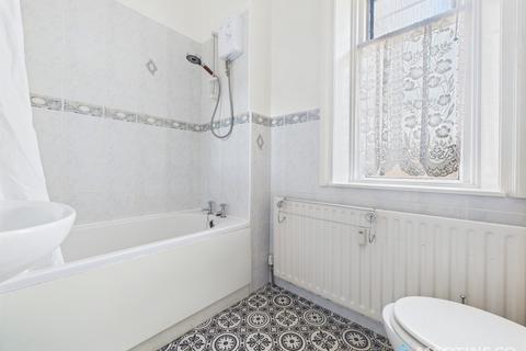 undefined, Clifton Drive North, Lytham St Anne's FY8