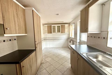 undefined, Cornel Court, Forest Town, Nottinghamshire