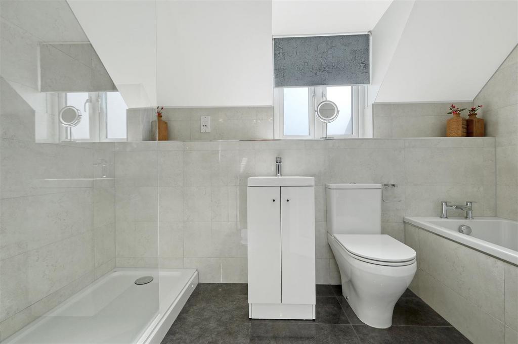 Ensuite