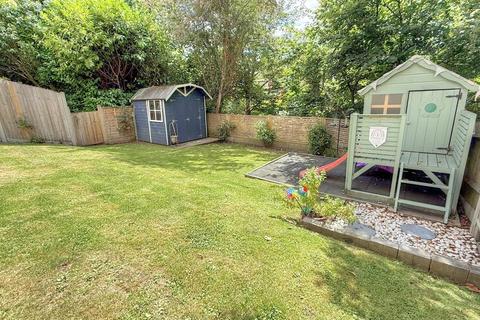 undefined, Longmead, Liss GU33