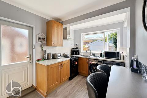 3 bedroom semi-detached bungalow for sale, Beryl Road, Essex CO12