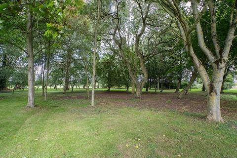 undefined, Tasburgh