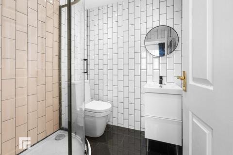 3 bedroom apartment for sale, Seager Drive, Windsor Quay, Cardiff
