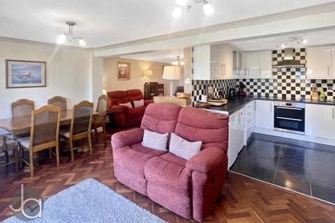 2 bedroom semi-detached bungalow for sale, D'arcy Way, Tolleshunt D'arcy, Maldon