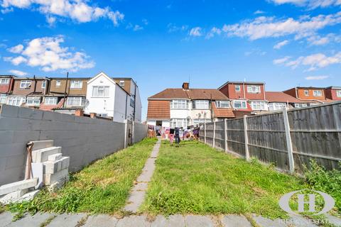 undefined, Burns Avenue, Southall