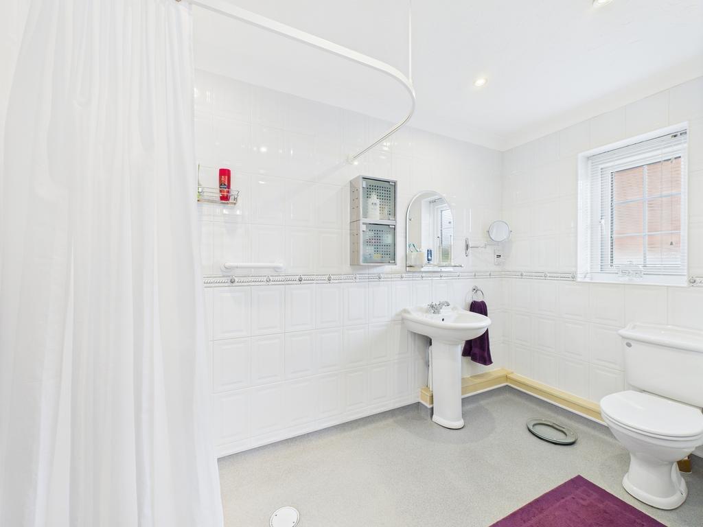 En-suite shower room