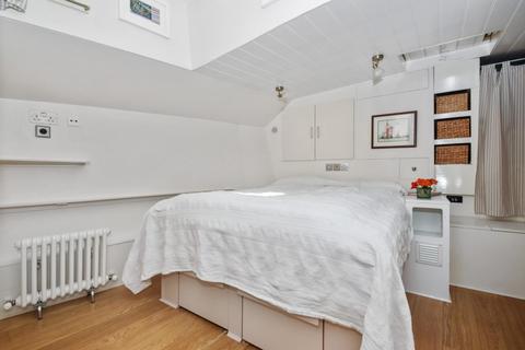 3 bedroom houseboat for sale, The Dove Pier, Hammersmith, W6