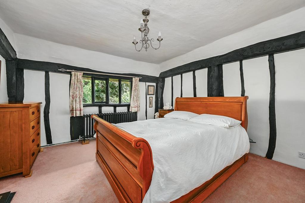 Tickham Cottage ME90 HS (20).jpg