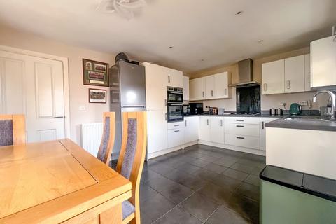 1 Broad Croft, Patchway, Bristol, BS34 5FS