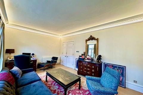 5 bedroom townhouse for sale, Moncorvo Close, London SW7