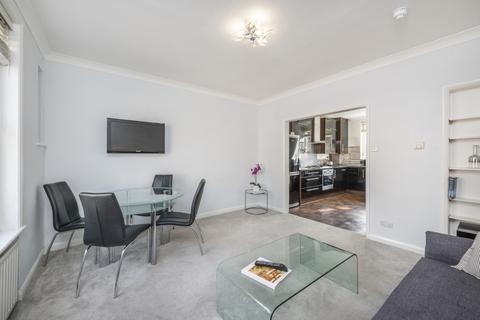 3 bedroom flat to rent, Gosfield Street, London, (SHORT LET) Flat 1, 28