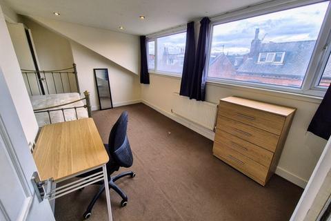3 Harold Walk, Leeds, LS6 1PS