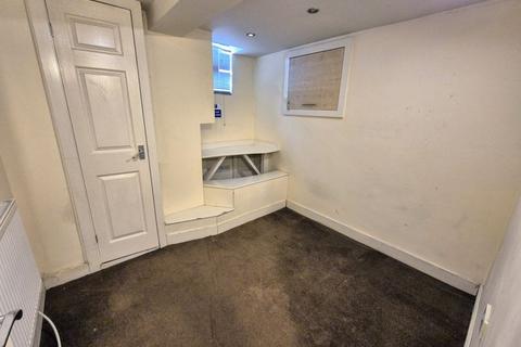 3 Harold Walk, Leeds, LS6 1PS