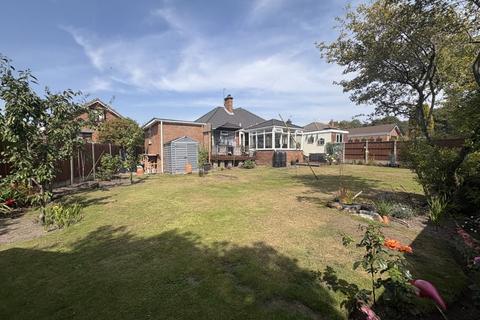 3 bedroom detached bungalow for sale, Bay Tree Close, Bloxwich, Walsall
