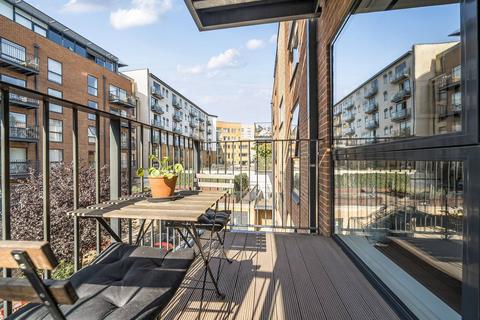 Flat 7, 7 Milles Square, London, SW9 8GB